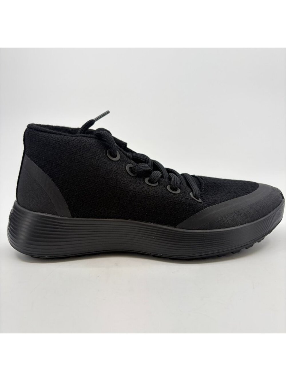 Allbirds Wool Runner-Up Protect Womens Size 9.5 Black Athletic Shoes Sneakers